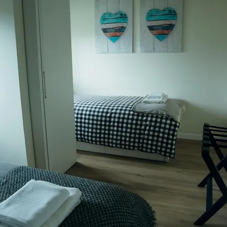 Holiday home Flowers & Oporto House *