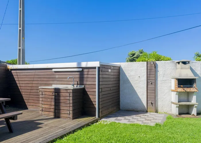 Flowers & Oporto House *