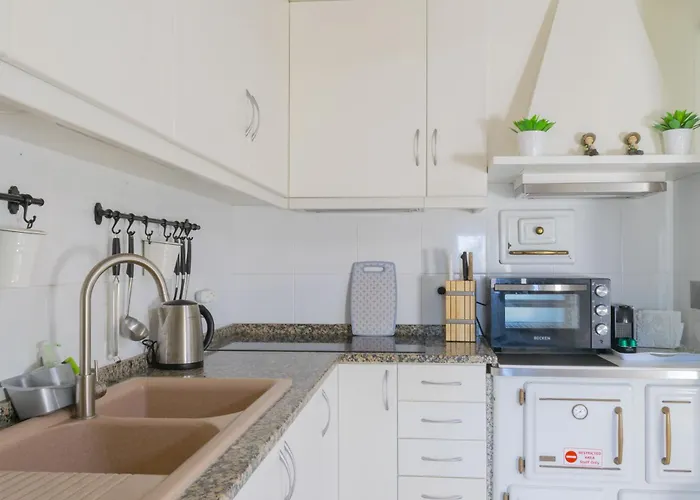 Flowers & Oporto House * Valadares (Vila Nova de Gaia, Porto)